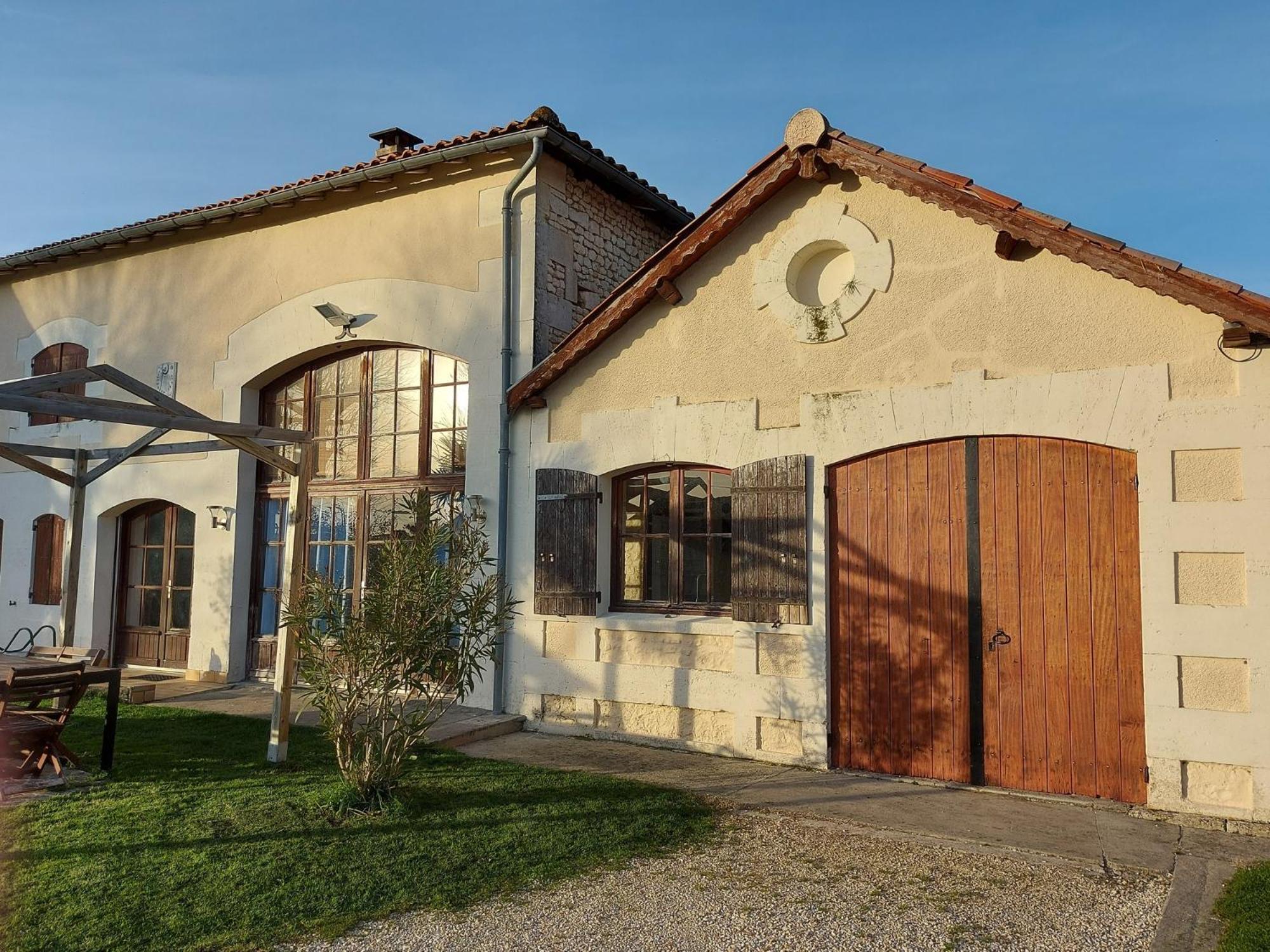 Les Roses De Jonzac Villa Mortiers Buitenkant foto